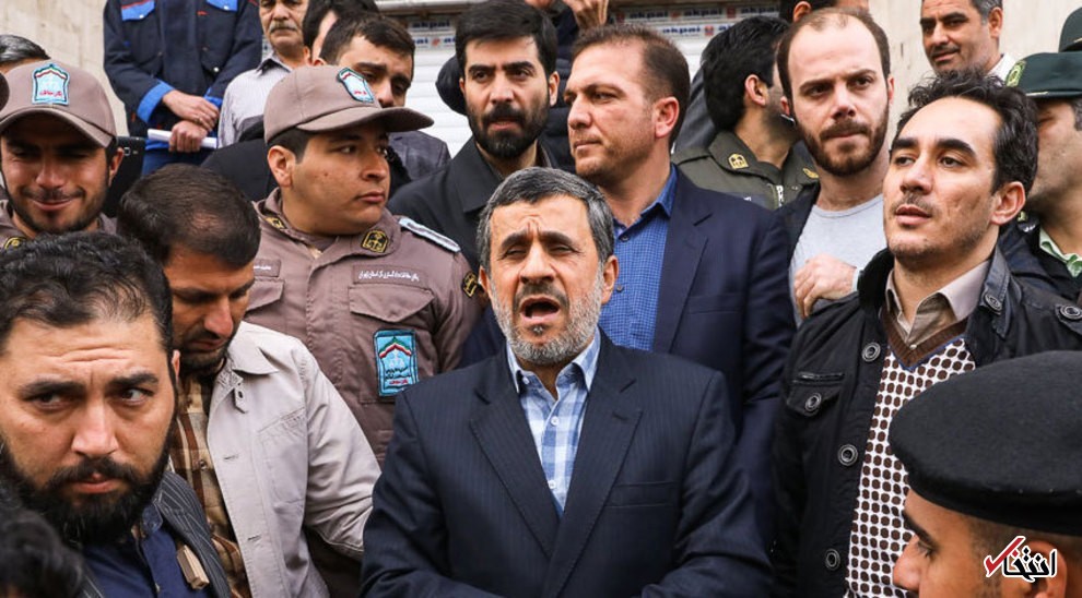 طعنه کیهان به احمدینژاد: میگویند همه کنار بکشند...