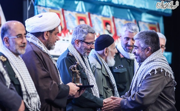کنگره ۱۴ هزار شهید جامعه کارگری