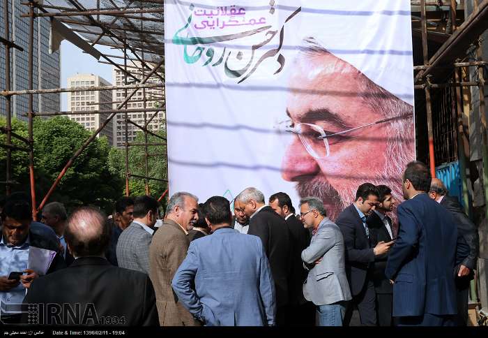ستاد انتخاباتی اصولگرایان حامی روحانی! +عکس