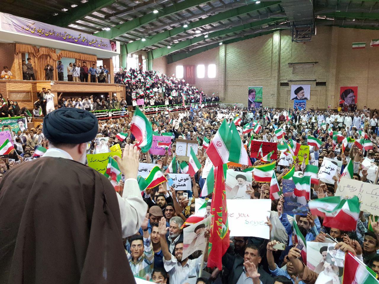 استقبال پرشور زاهدانی ها از رئیسی+عکس