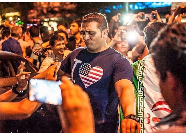 رقص و پایکوبی اراذل و اوباش به بهانه انتخابات