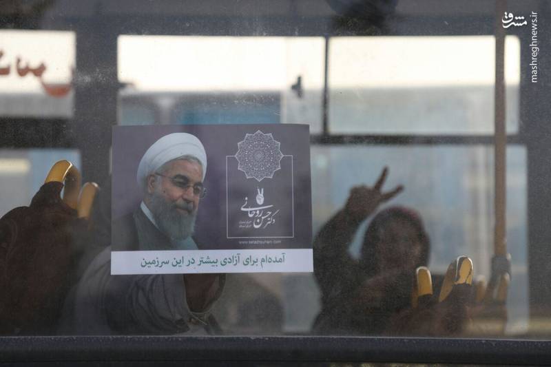 انتقال اتوبوسی هواداران حسن روحانی+عکس