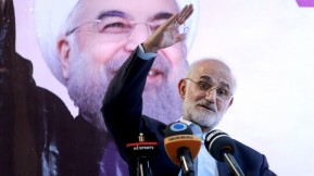 حامی روحانی به روستائیان حامی روحانی به روستائیان
