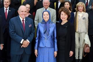رشوه ۱۶۰ هزار دلاری منافقین به نمایندگان آمریکا