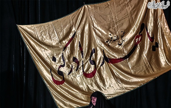 عکس/ وداع با پیکر شهید مدافع حرم علیرضا قبادی