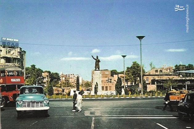 میدان فردوسی تهران در سال 1345+عکس
