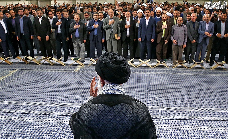 محفل انس با قرآن کریم در حسینیه امام خمینی(ره)