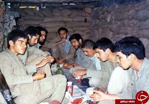 افطاری رزمندگان اسلام در 