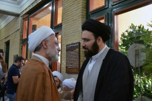 یادگار امام در ختم همسر آیت الله علم الهدی+عکس