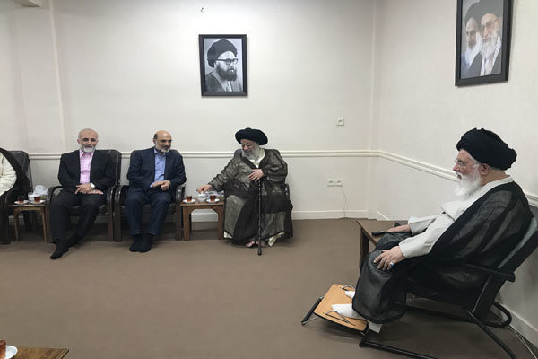 دیدار رئیس رسانه ملی با آیت الله علم الهدی+عکس دیدار رئیس رسانه ملی با آیت الله علم الهدی+عکس