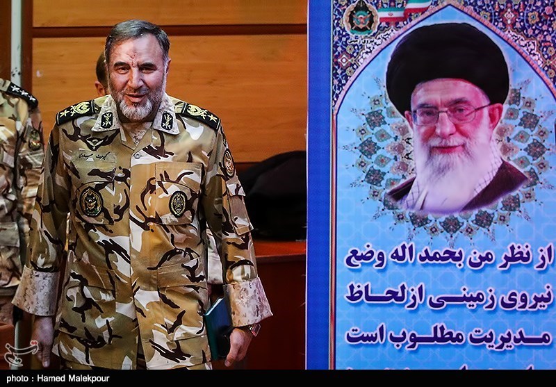 تقدیر فرمانده نیروی زمینی ارتش از عملیات سپاه تقدیر فرمانده نیروی زمینی ارتش از عملیات سپاه
