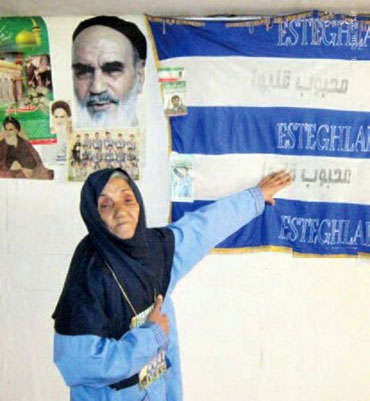 درگذشت ننه مشهدی بانوی هوادار استقلال+عکس درگذشت ننه مشهدی بانوی هوادار استقلال+عکس