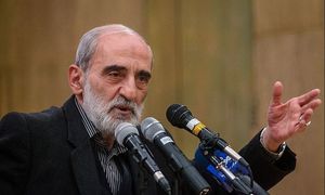 واکنش شریعتمداری به حواشی افشای سند رشوه توتال