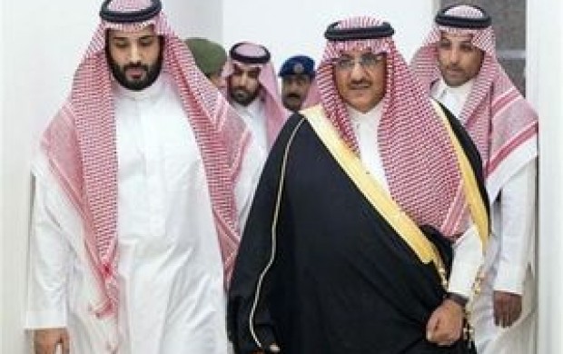 ولیعهد سابق سعودی در کاخ خود