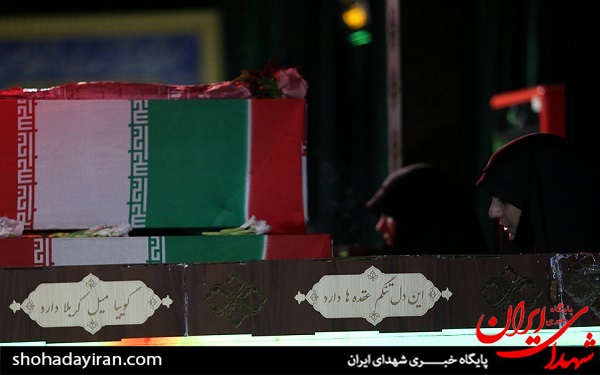 عکس/زیارت شهدای گمنام تازه تفحص شده درمعراج شهدای تهران