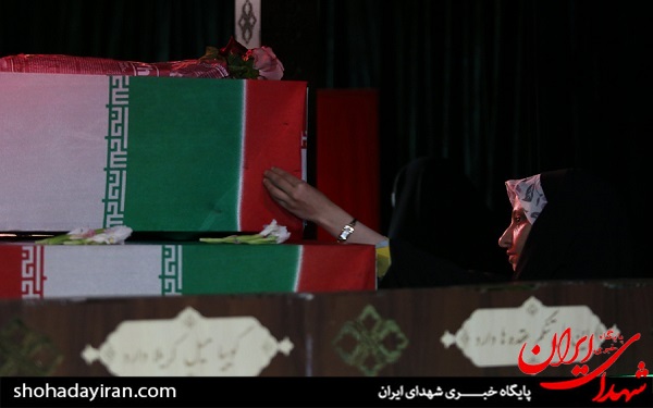 عکس/زیارت شهدای گمنام تازه تفحص شده درمعراج شهدای تهران