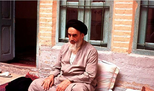 خاطره خبرنگار فرانسوی از تفاوت غذای امام(ره) و پاپ