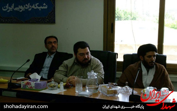 تجلیل سرلشگر ایزدی از رادیو ایران و پلاک 8 + عکس تجلیل سرلشگر ایزدی از رادیو ایران و پلاک 8 + عکس