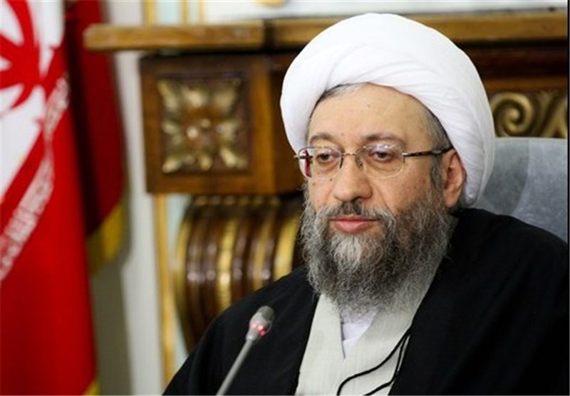 آملی لاریجانی: آمریکا فوراً شهروندان ایرانی در بند را آزاد کند