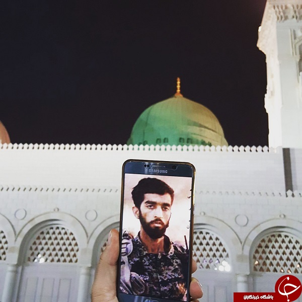 تصویر شهید محسن حججی در مسجدالنبی+عکس
