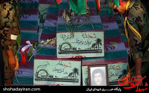 عکس/ تشییع پیکر ۱۹ شهید دفاع مقدس در مشهد