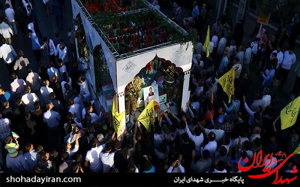 عکس/ تشییع پیکر ۱۹ شهید دفاع مقدس در مشهد