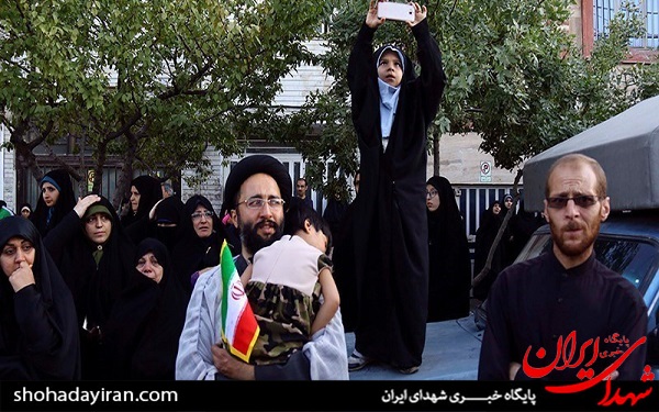 عکس/ تشییع پیکر ۱۹ شهید دفاع مقدس در مشهد