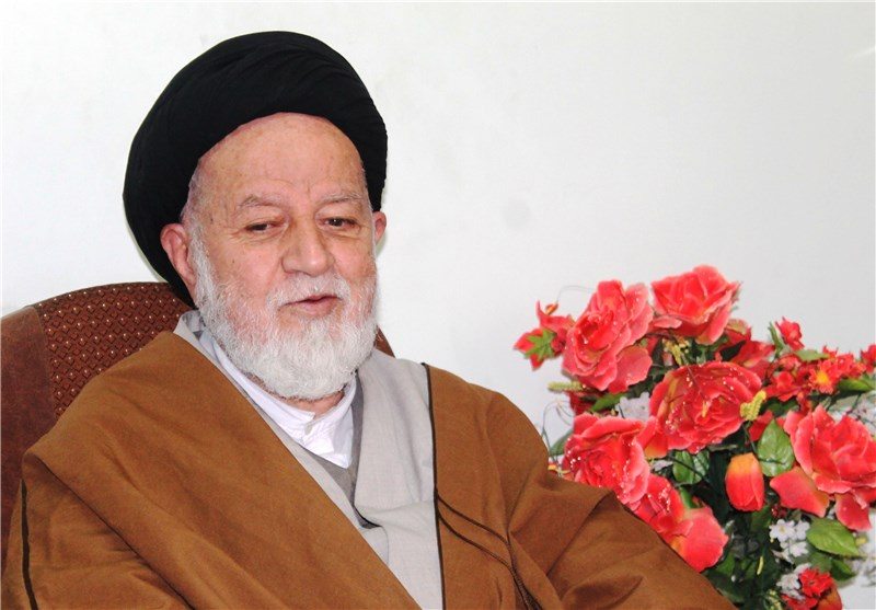 درخواست آیتالله شاهچراغی برای برخورد با بدحجابی
