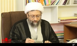 پیام تبریک آیت الله آملی لاریجانی به فرمانده کل ارتش