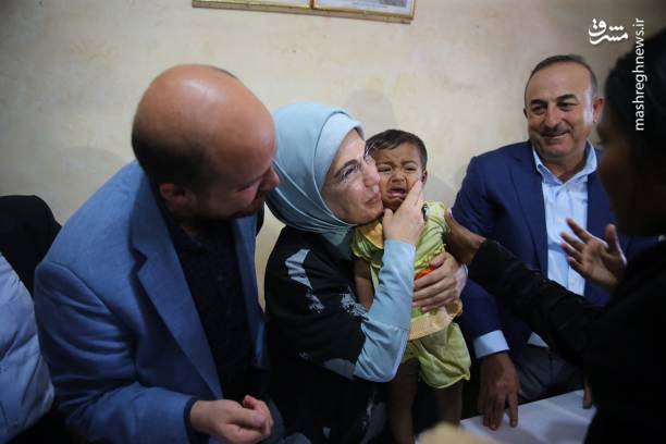 همسر اردوغان درمیان مسلمانان مظلوم میانمار+عکس