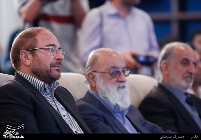 چمران: كاش معاون اولي احمدي‌نژاد را پذيرفته بودم
