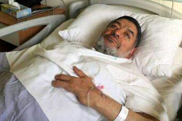 محتشمی پور تحت عمل جراحی قرار گرفت +عکس