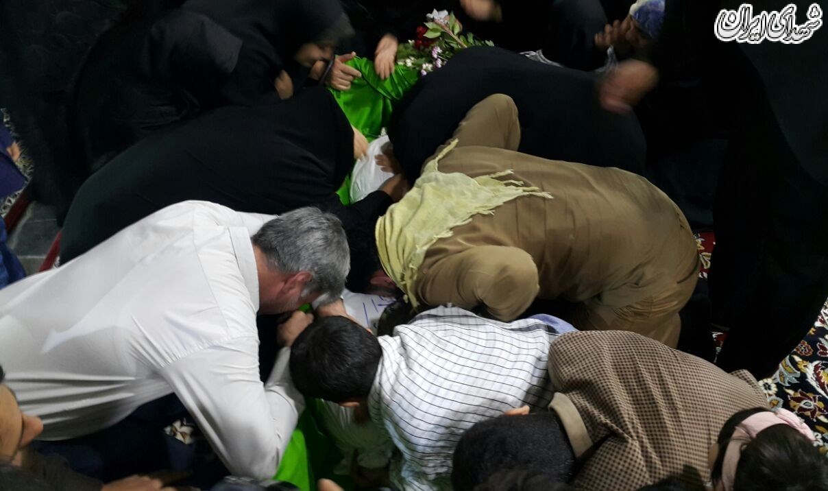 وداع با پیکر فرمانده شهید ایرانی فاطمیون /  تصاویر