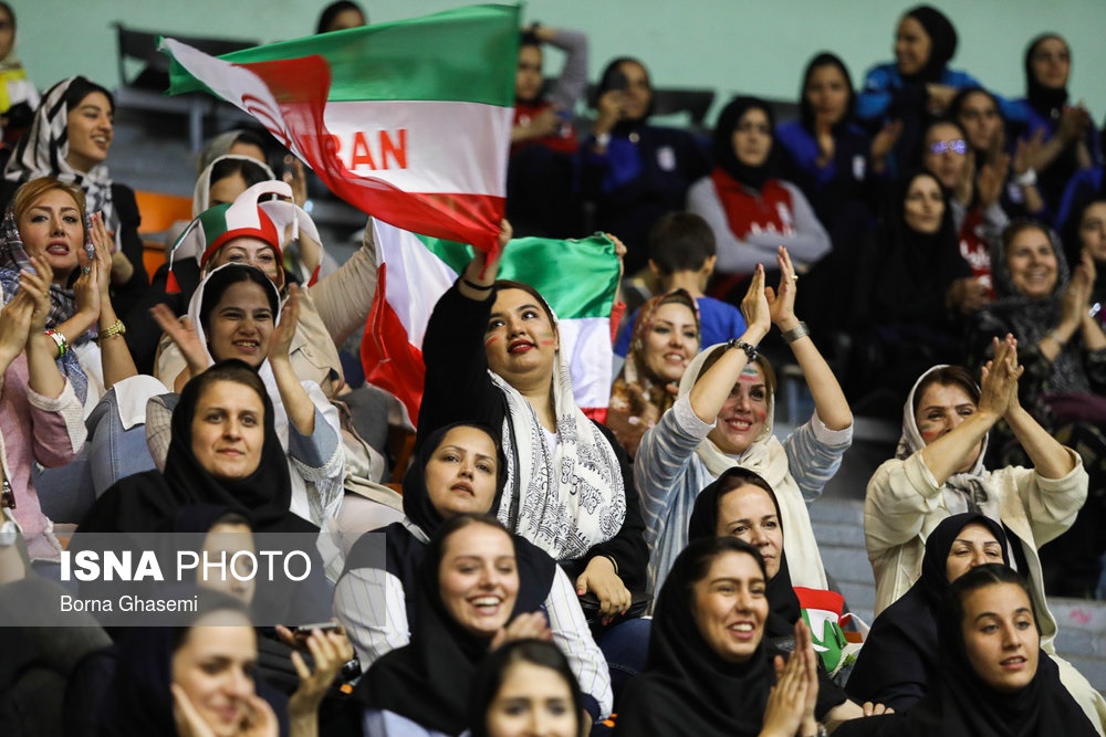 حمایت قاطع جهانگیری از ورود بانوان به ورزشگاهها!/فکر کردید کار خوبی کردید نگذاشتید بیایند؟ حمایت قاطع جهانگیری از ورود بانوان به ورزشگاهها!/فکر کردید کار خوبی کردید نگذاشتید بیایند؟