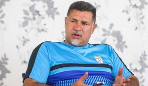 دایی: ناشناخته ها برای فوتبال تصمیم گیری می کنند