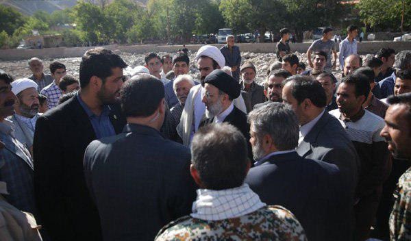 بازدید حجت‌الاسلام رئیسی از مناطق سیل‌زده کلات/ عکس