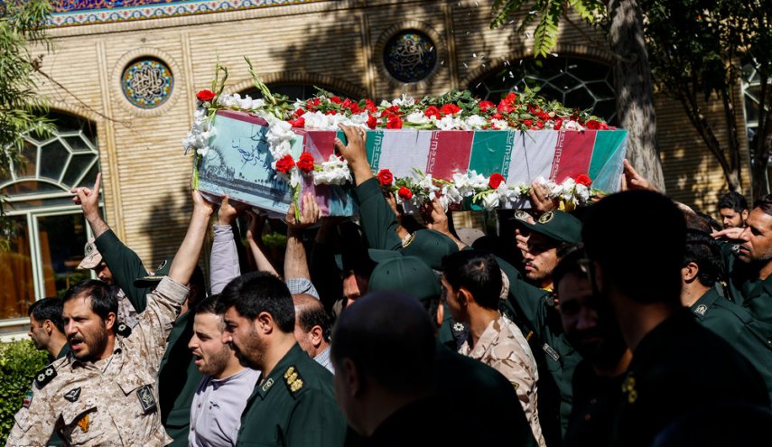 تشییع پیکر شهید گمنام در ستاد یگان صابرین سپاه تشییع پیکر شهید گمنام در ستاد یگان صابرین سپاه