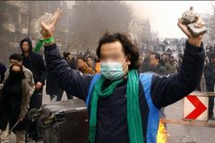 عاشورای 88 چهره پلید برخی انقلابی نماها را نشان داد