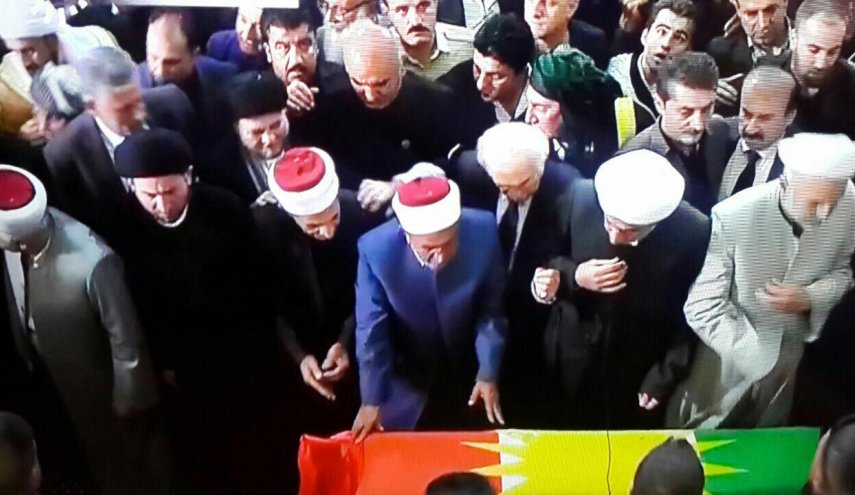 اعتراض شدید به عدم نصب پرچم عراق بر تابوت طالبانی اعتراض شدید به عدم نصب پرچم عراق بر تابوت طالبانی