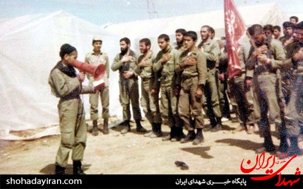 عکس/ تمرینات نظامی رزمندگان برای مقابله با رژیم بعث عراق عکس/ تمرینات نظامی رزمندگان برای مقابله با رژیم بعث عراق