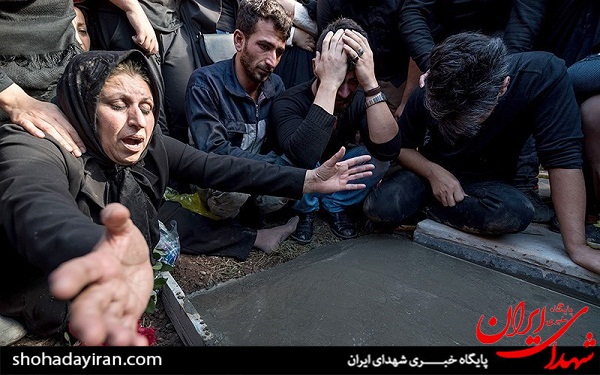 عکس/ اهورا در آرامگاه ابدی اش آرام گرفت عکس/ اهورا در آرامگاه ابدی اش آرام گرفت