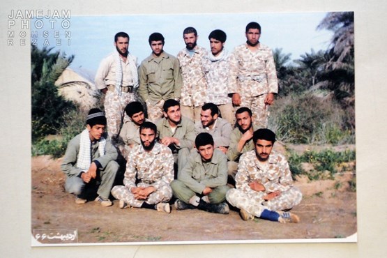 یک صورت ، یک ترکش، 58 تیغ / از دهانم تکه استخوان خرد شده ...! یک صورت ، یک ترکش، 58 تیغ / از دهانم تکه استخوان خرد شده ...!