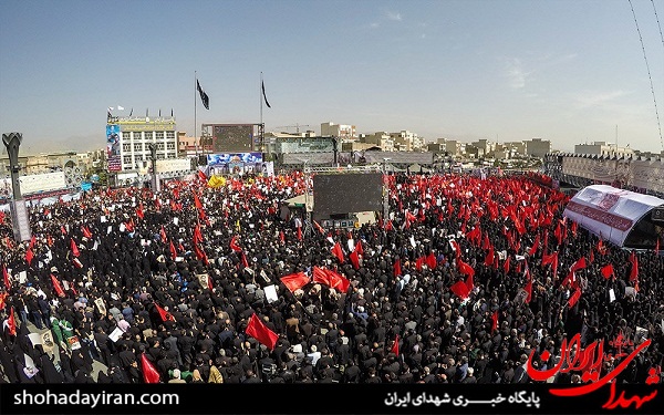 مراسم تشییع شهید محسن حججی در میدان امام حسین(2)