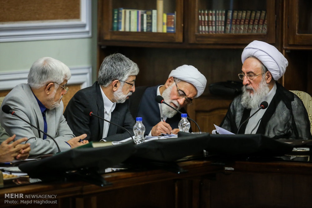 نگاه متفاوت عارف و حداد عادل به ناطق نوری + عکس