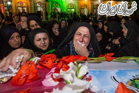 وداع با سرباز شهید سید منصور میرحسینی/ عکس وداع با سرباز شهید سید منصور میرحسینی/ عکس