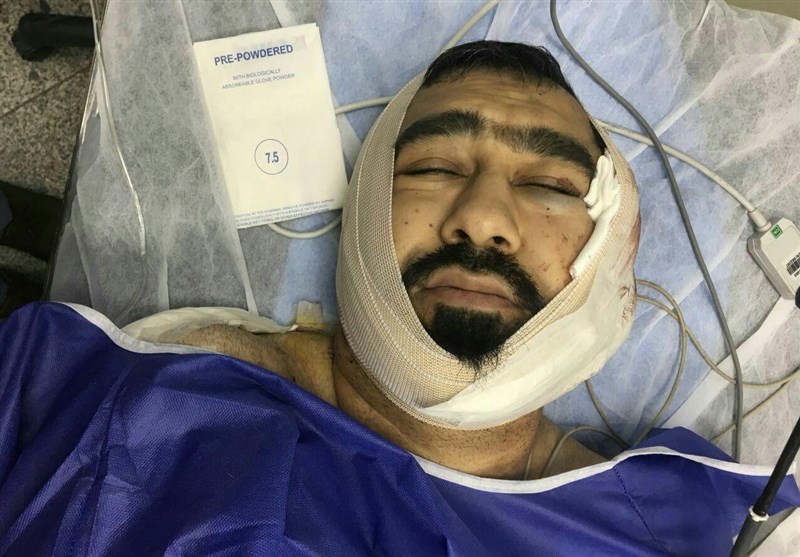 حمله اراذل شیطان پرست به یک روحانی در میدان خراسان! + عکس حمله اراذل شیطان پرست به یک روحانی در میدان خراسان! + عکس