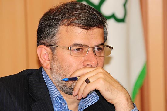 تقدیر جمعی از خانواده شهدا از معاون سابق شهردارتهران