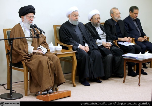 همدردی مسئولان با زلزلهزدگان در عرصه عمل و کمک با قوت ادامه یابد همدردی مسئولان با زلزلهزدگان در عرصه عمل و کمک با قوت ادامه یابد