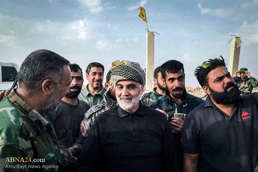 بازدید سرزده حاج قاسم از مرکز فرماندهی نجباء + عکس بازدید سرزده حاج قاسم از مرکز فرماندهی نجباء + عکس