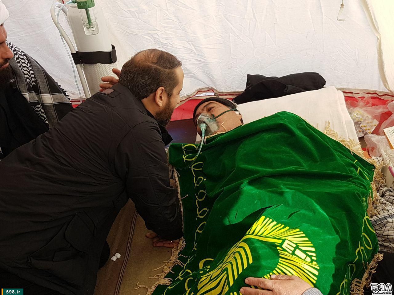 حضور مداح معروف در مناطق زلزله زده کرمانشاه + عکس